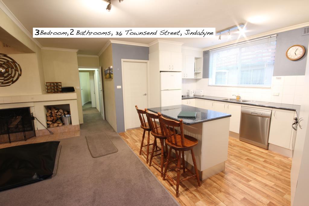 ג'ינדביין Full Circle Apartments מראה חיצוני תמונה